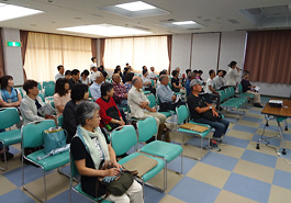 芝山町において写真展と講演会を実施しました。